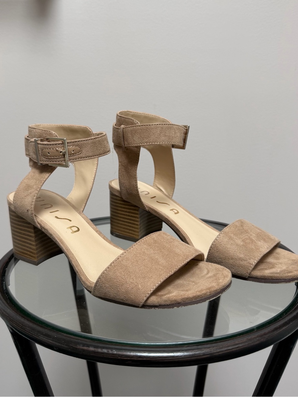 Unisa Taupe Suede Ankle Strap Block Heel Sandals Size 6.5
